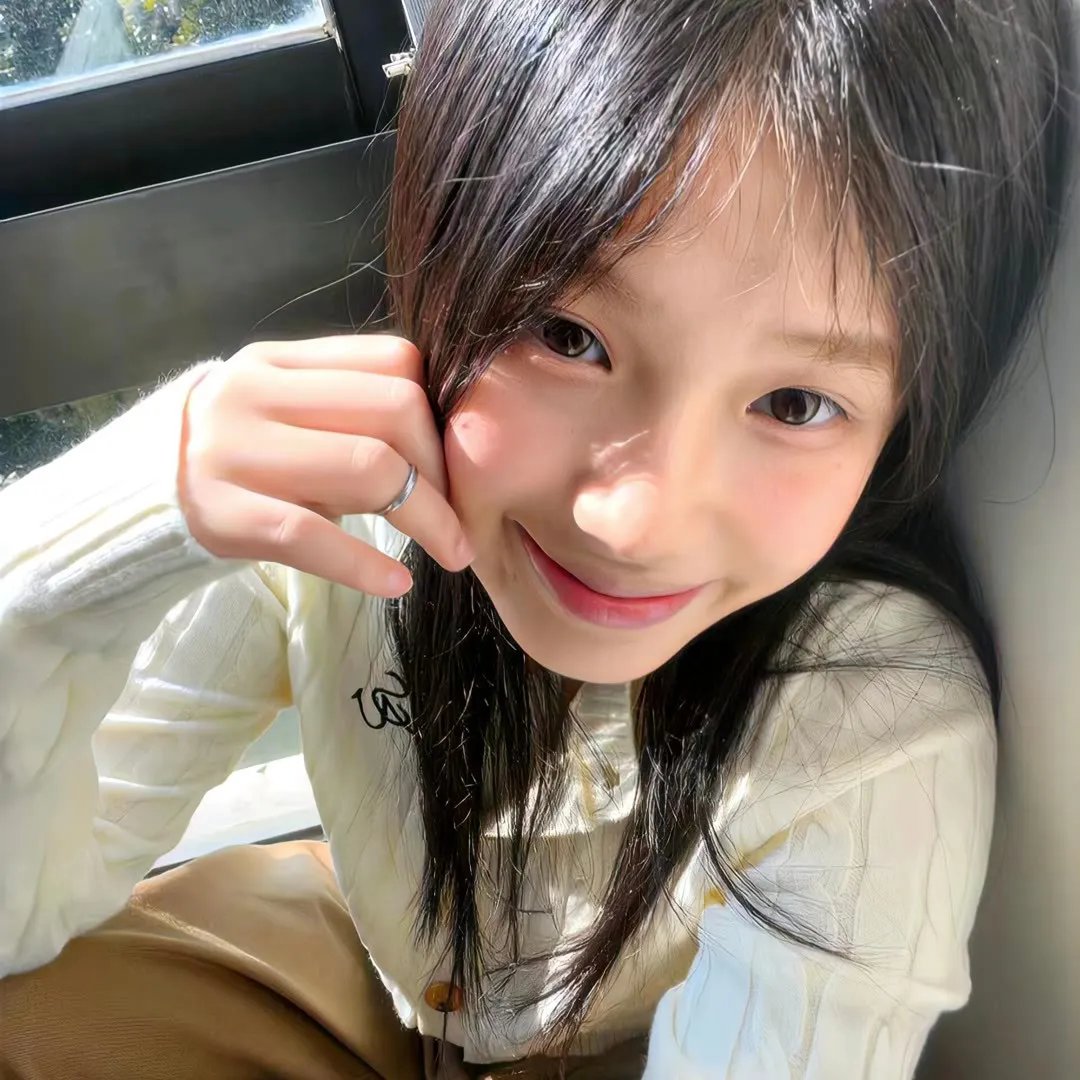 抓着彩虹的男人